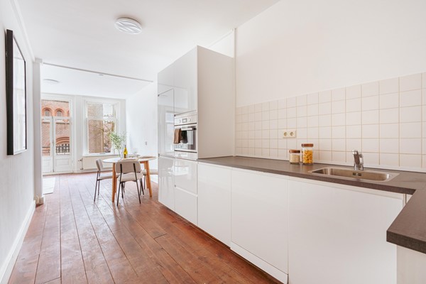 Medium property photo - Tweede van der Helststraat 12-1, 1072 PC Amsterdam