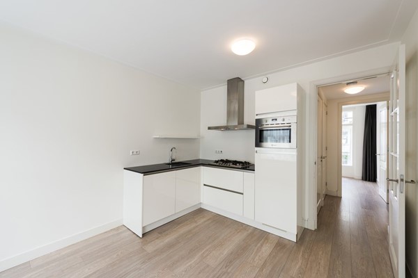 Medium property photo - Van Spilbergenstraat 126-1, 1057 RN Amsterdam