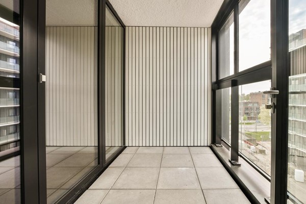 Medium property photo - Mies Van Der Rohestraat 249, 2132 HX Hoofddorp