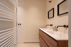 Nieuw in verkoop: Pieter Aertszstraat 110H, 1074 VT Amsterdam