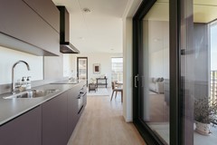 Sold subject to conditions: Elizabeth Anscombestraat 275, 1062 LE Amsterdam