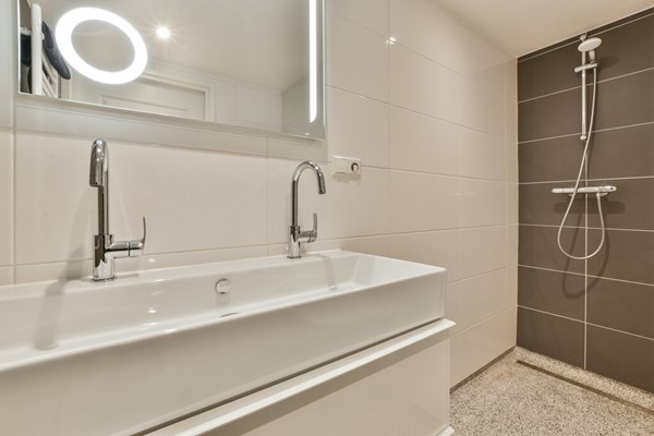 Medium property photo - Da Costastraat 99-2, 1053 ZJ Amsterdam