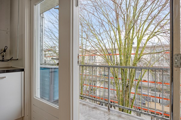 Medium property photo - Van Spilbergenstraat 148-3, 1057 RP Amsterdam