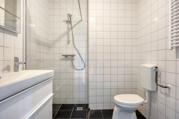 Medium property photo - Van Spilbergenstraat 148-3, 1057 RP Amsterdam