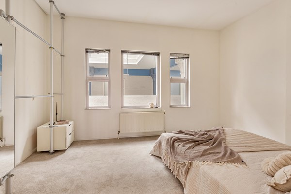 Medium property photo - Zeeburgerkade 532, 1019 HR Amsterdam