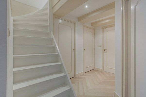 Medium property photo - Keizersgracht 135-1V, 1015 CK Amsterdam