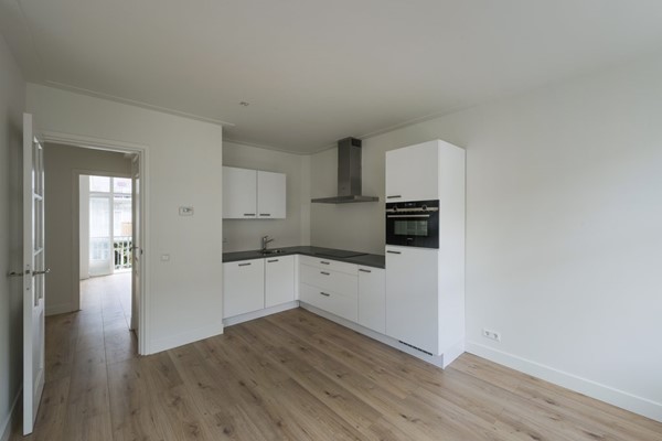 Medium property photo - Van Spilbergenstraat 102-1, 1057 RM Amsterdam