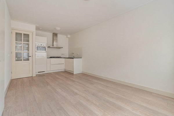 Medium property photo - Van Spilbergenstraat 128H, 1057 RN Amsterdam