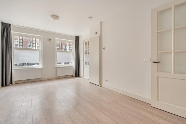 Medium property photo - Van Spilbergenstraat 128H, 1057 RN Amsterdam