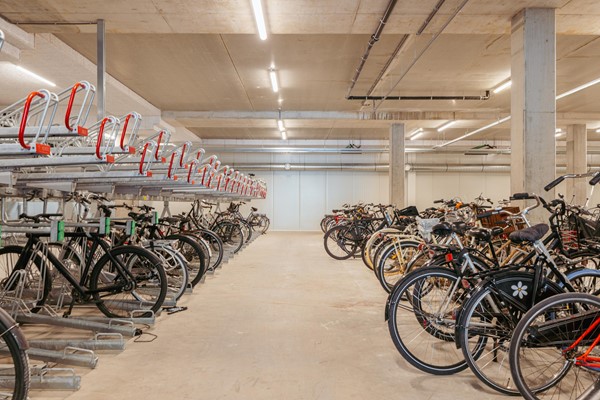 Medium property photo - Elizabeth Anscombestraat 209, 1062 LE Amsterdam