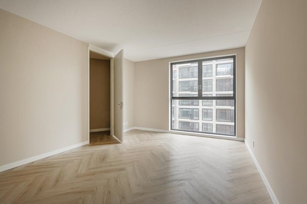 Medium property photo - Mies Van Der Rohestraat 151, 2132 HX Hoofddorp