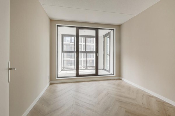 Medium property photo - Mies Van Der Rohestraat 151, 2132 HX Hoofddorp