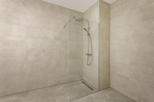 Medium property photo - Mies Van Der Rohestraat 151, 2132 HX Hoofddorp