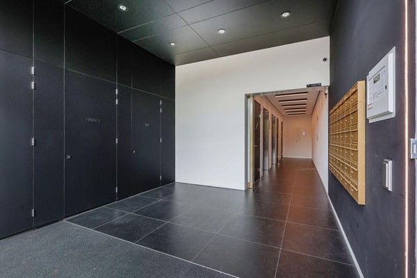 Medium property photo - Mies Van Der Rohestraat 151, 2132 HX Hoofddorp