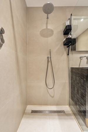 Medium property photo - Orteliuskade 49H, 1057 AJ Amsterdam