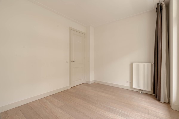 Medium property photo - Van Spilbergenstraat 148H, 1057 RP Amsterdam