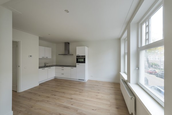 Medium property photo - Van Spilbergenstraat 140-1, 1057 RP Amsterdam