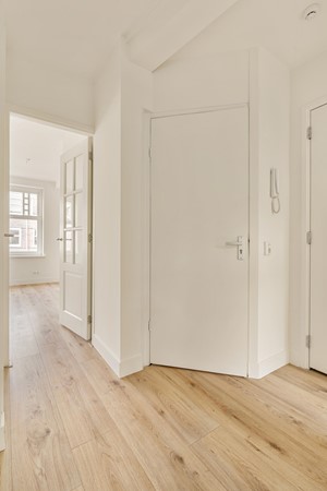 Medium property photo - Van Spilbergenstraat 120-2, 1057 RN Amsterdam