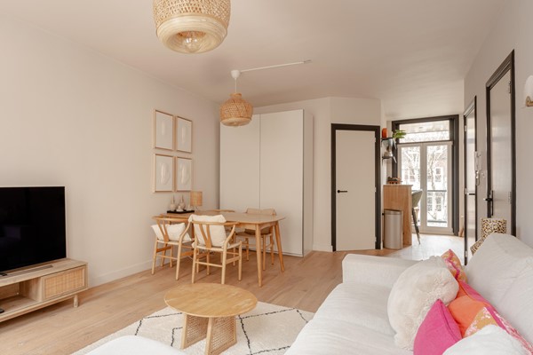 Medium property photo - Transvaalstraat 53-1, 1092 HC Amsterdam