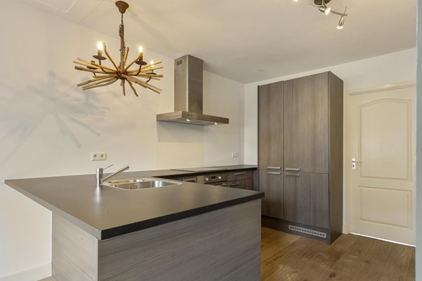 Medium property photo - Ruysdaelkade 113-1, 1072 AN Amsterdam