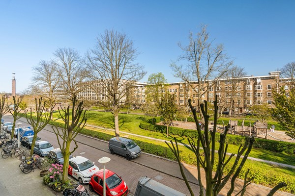 Medium property photo - Van Tuyll van Serooskerkenweg 93-2, 1076 JH Amsterdam
