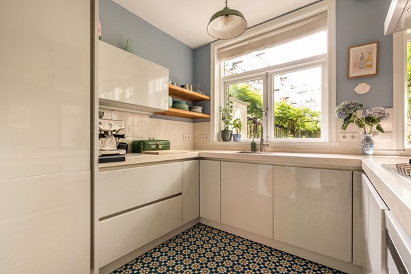 Medium property photo - Luzacstraat 5H, 1051 JB Amsterdam