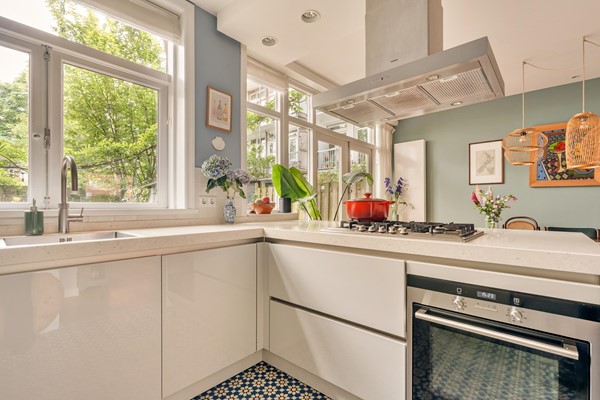 Medium property photo - Luzacstraat 5H, 1051 JB Amsterdam