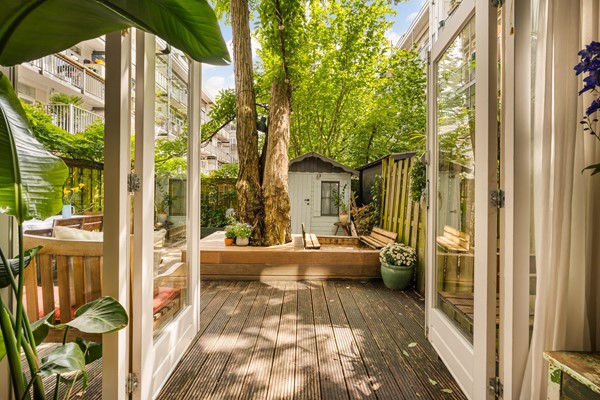 Medium property photo - Luzacstraat 5H, 1051 JB Amsterdam