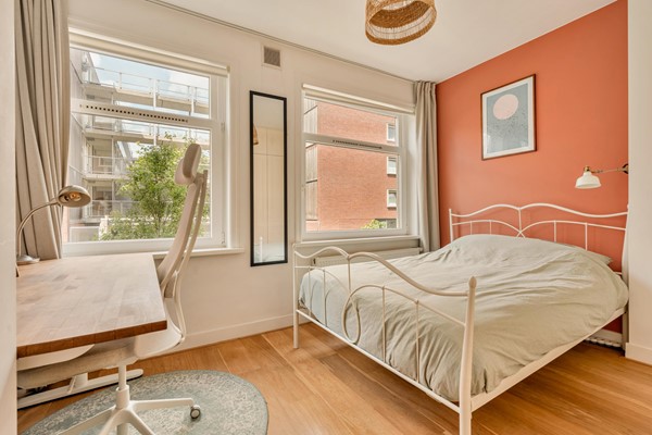 Medium property photo - Luzacstraat 5H, 1051 JB Amsterdam