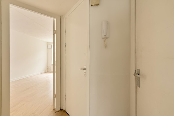 Medium property photo - Van Spilbergenstraat 112-1, 1057 RM Amsterdam