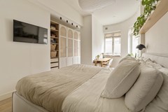Onder bod: Reinier Claeszenstraat 68H, 1056 WP Amsterdam