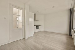 Rented subject to conditions: Van Spilbergenstraat 136-3, 1057 RN Amsterdam