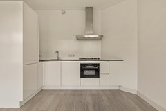 Rented subject to conditions: Van Spilbergenstraat 136-3, 1057 RN Amsterdam