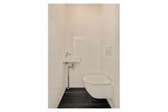 Rented subject to conditions: Van Spilbergenstraat 136-3, 1057 RN Amsterdam