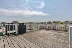 Rented subject to conditions: Van Spilbergenstraat 136-3, 1057 RN Amsterdam