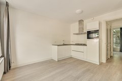 Verhuurd onder voorbehoud: Van Spilbergenstraat 136-1, 1057 RN Amsterdam