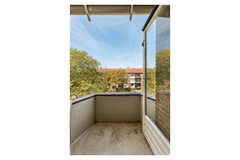 Sold subject to conditions: Admiraal de Ruyterlaan 157, 1215 LZ Hilversum