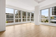 Onder bod: Elizabeth Anscombestraat 327, 1062 LE Amsterdam