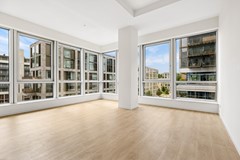 Onder bod: Elizabeth Anscombestraat 327, 1062 LE Amsterdam