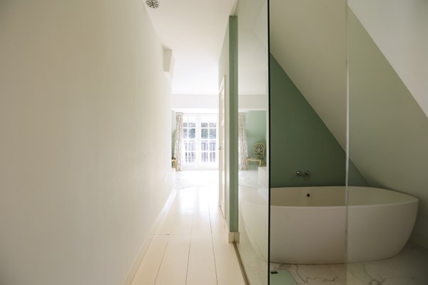 Medium property photo - Valkeveenselaan 1, 1411 GT Naarden