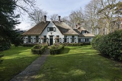 Nieuw in verkoop: Valkeveenselaan 1, 1411 GT Naarden