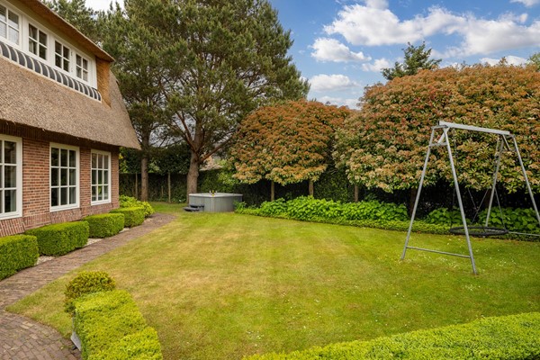 Medium property photo - Nieuwe Bussummerweg 107, 1272 CG Huizen