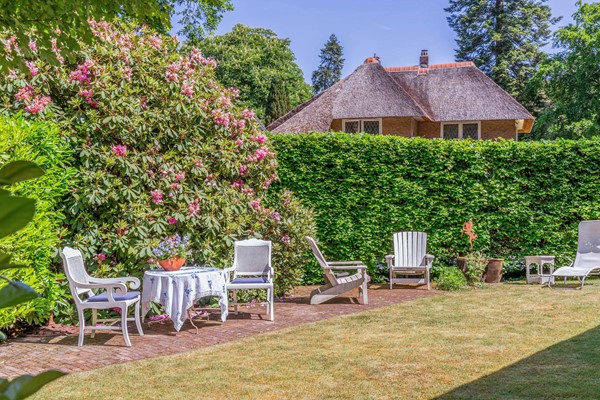 Medium property photo - Eikenlaan 2, 7313 AK Apeldoorn