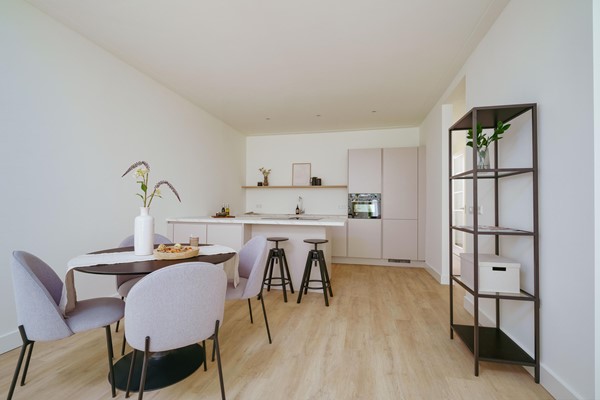 Medium property photo - Eemsstraat 30H, 1079 TH Amsterdam