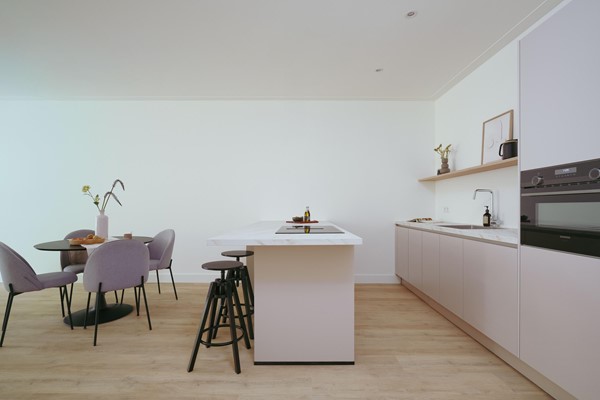Medium property photo - Eemsstraat 30H, 1079 TH Amsterdam