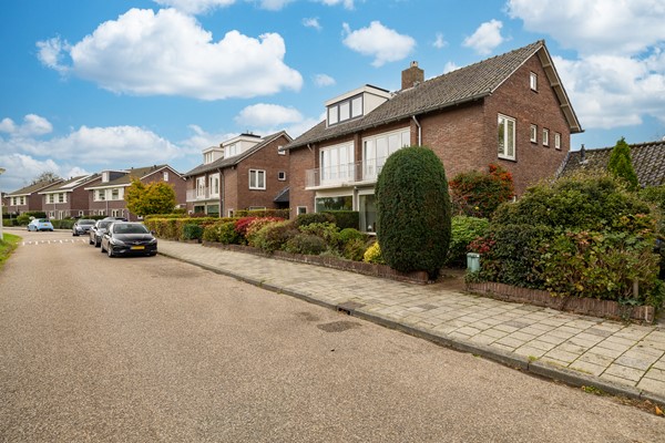 Medium property photo - Van Limburg Stirumlaan 11, 1411 BM Naarden