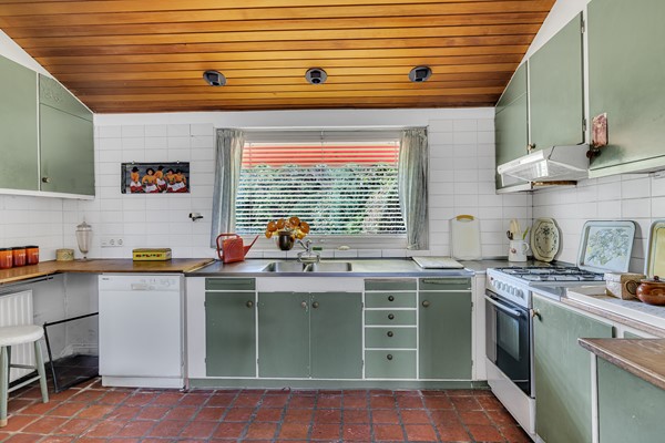 Medium property photo - Van Limburg Stirumlaan 11, 1411 BM Naarden