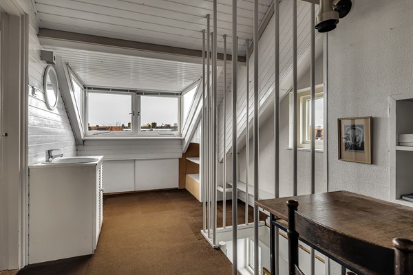 Medium property photo - Van Limburg Stirumlaan 11, 1411 BM Naarden