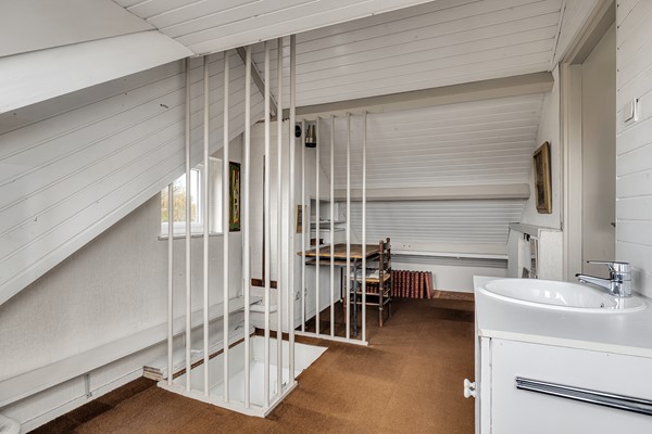 Medium property photo - Van Limburg Stirumlaan 11, 1411 BM Naarden