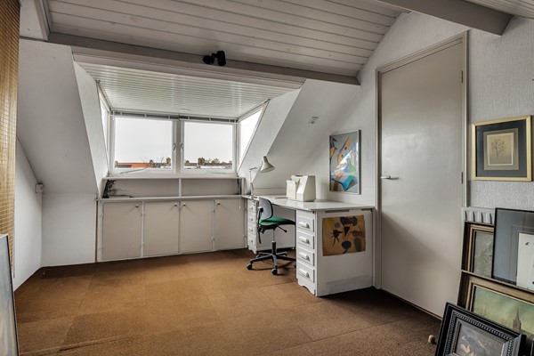 Medium property photo - Van Limburg Stirumlaan 11, 1411 BM Naarden